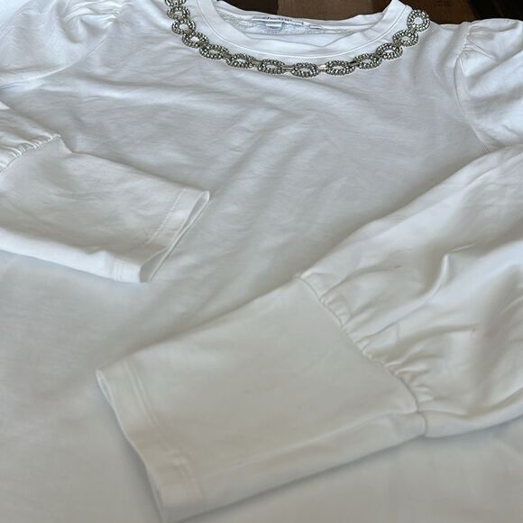Chico’s Sz 1 embellished neck Top - Picture 8 of 10